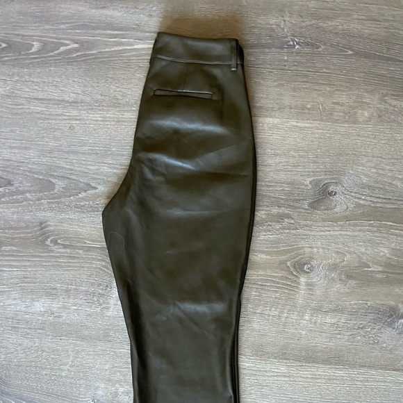 Vegan Leather Wide Leg Cropped Trouser - Picture 4 of 6